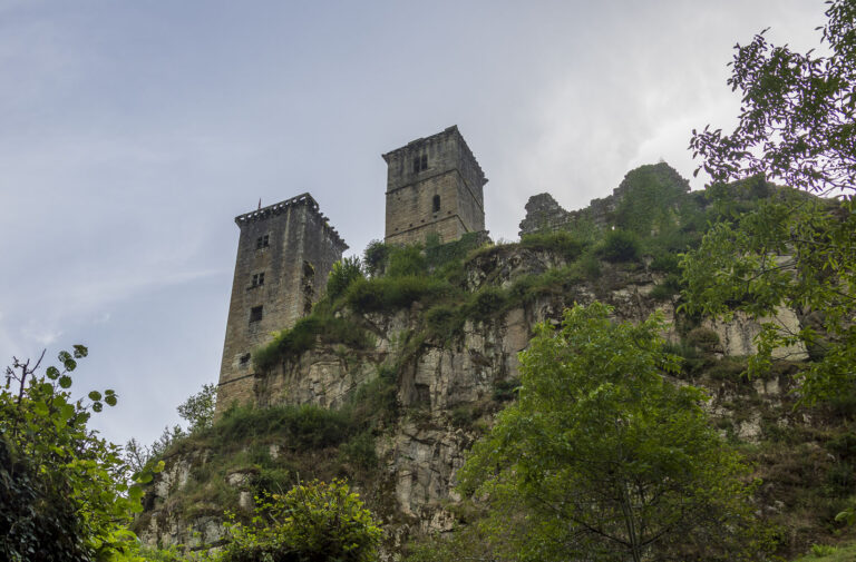 Les Tours de Merle 2 tours@PierreLeygonie