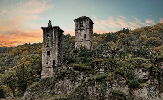 Les Tours de Merle Tours coucher de soleil@BernardBardi
