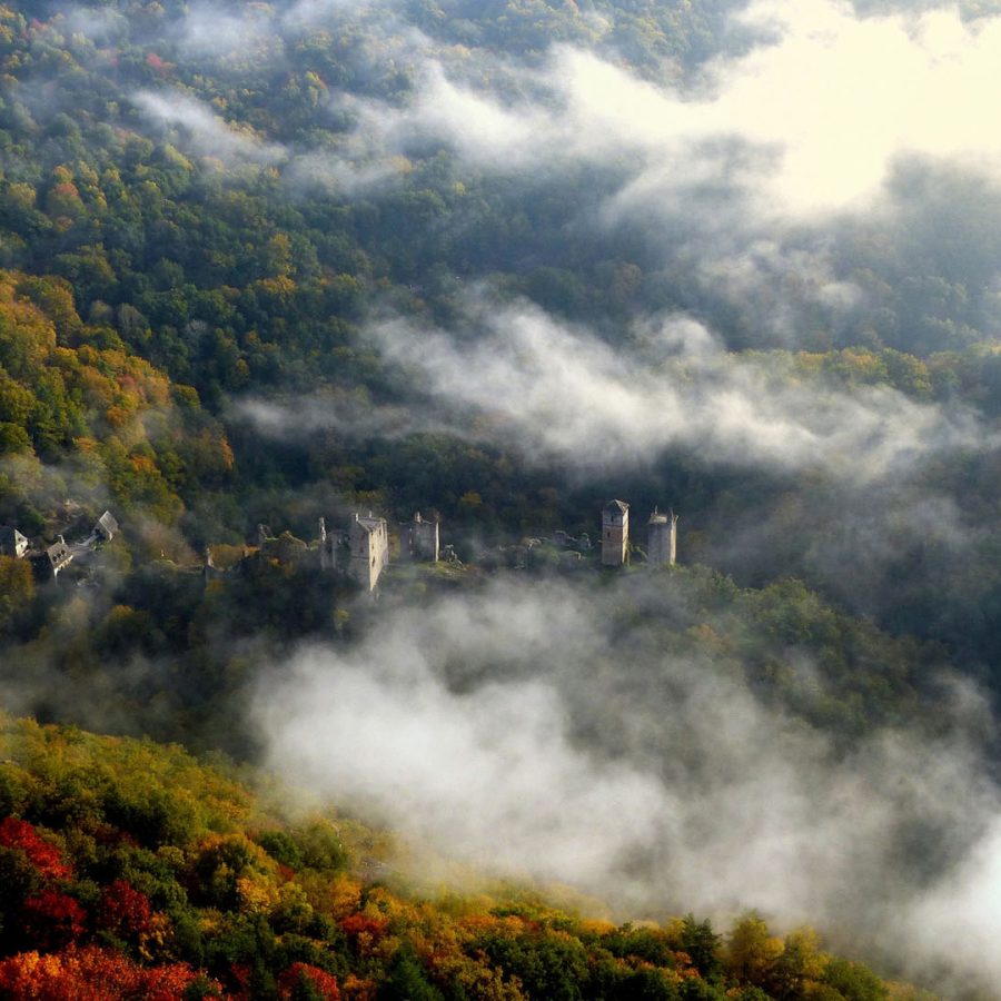 La Xaintrie - Les Tours de Merle - Cité médiévale en Corrèze